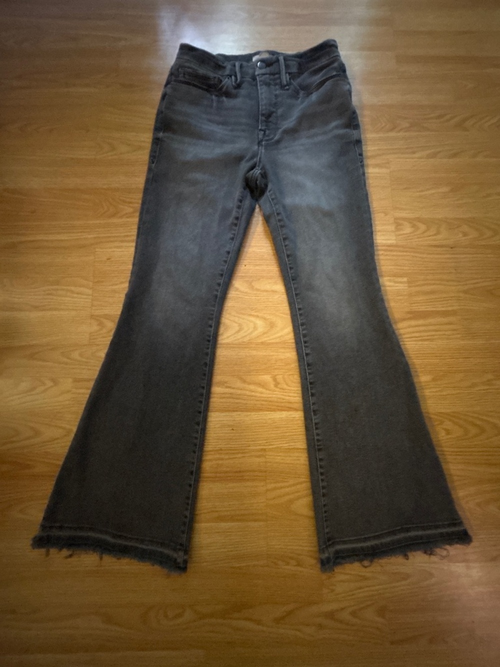 Good American Petite Flare Jeans Size 10/30